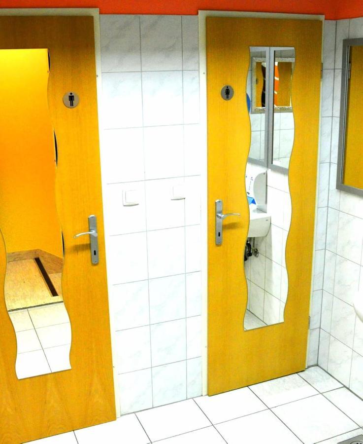 Tej Hostel Ljubljana Eksteriør bilde
