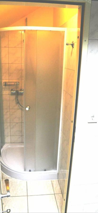 Tej Hostel Ljubljana Eksteriør bilde