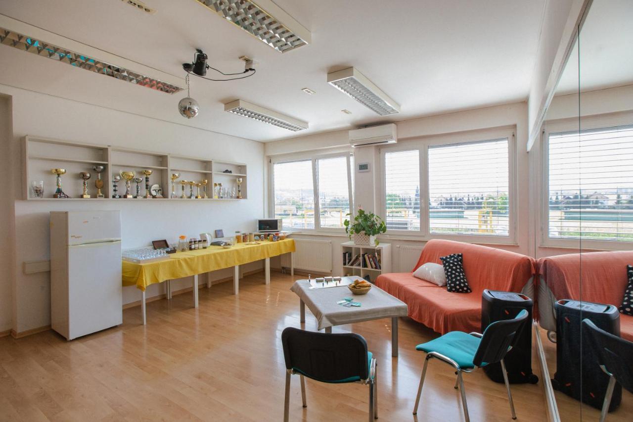 Tej Hostel Ljubljana Eksteriør bilde